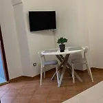 Caracciolo 315 Appartement *