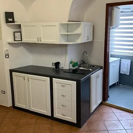 Caracciolo 315 Apartament